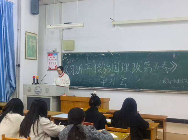 2025-10-24 19:15:17.303000 2025-10-24 19:15:17.303000