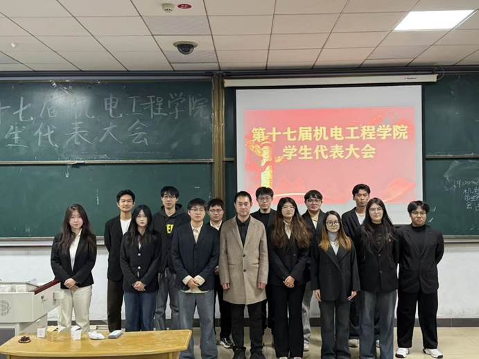 82f70233194ad7b0ab110a4274733ffe